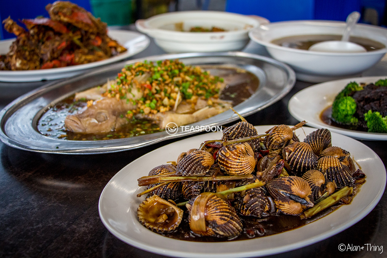 【Kuching Hidden Gem】Ah Gong Seafood! Teaspoon